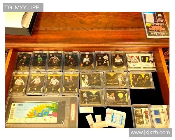 球星卡收藏热潮引领潮流足球文化传承与价值探索 球星卡收藏热潮引领潮流足球文化传承与价值探索