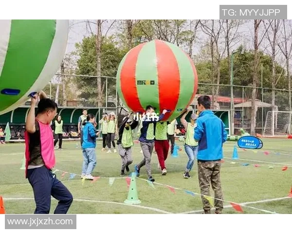 足球球星主题房设计方案打造个性化空间体验，融合运动激情与时尚元素