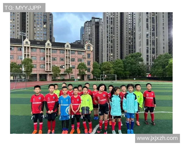 伊压成长之路与绿茵辉煌探秘从青涩少年到世界级足球巨星